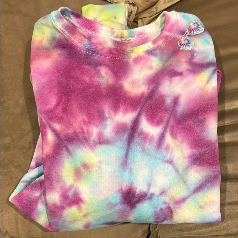 NWT. Multi bright colored Tie-Dye Crewneck Sweatshirt. Has sunglasses applique.